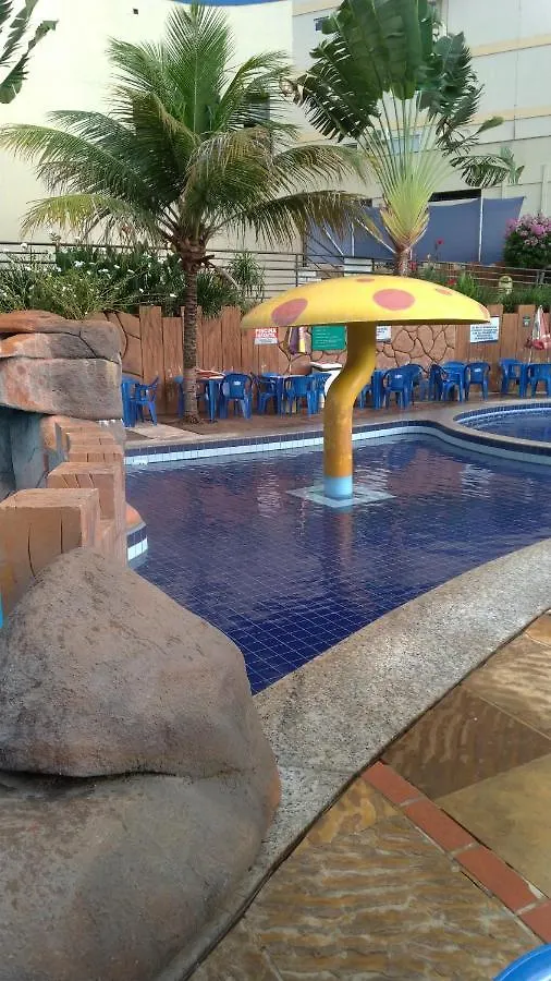 Hotel Golden Dolphin Resort - Flat No Decimo Andar Quarto Com Varanda Caldas Novas Brezilya
